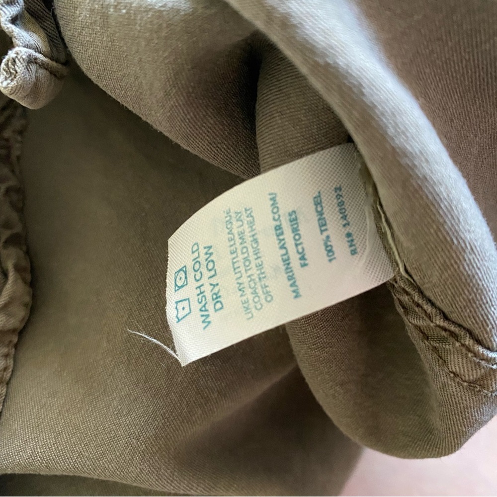 MARINE LAYER Hadley Button Down in Worn Olive Button Down Long Sleeve Casual - Picture 5 of 6